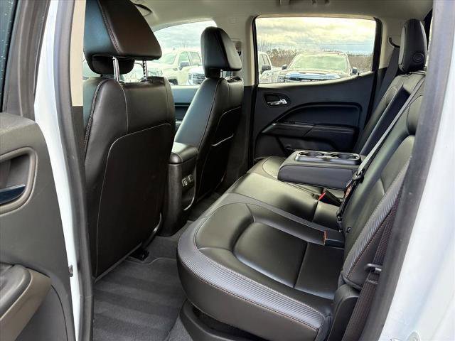 Certified 2022 GMC Canyon AT4 w/ Trailering Package image 9