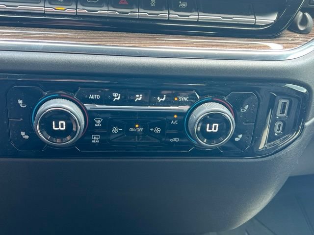 Used 2024 Chevrolet Silverado 2500 LT w/ Convenience Package AWD/4WD image 9