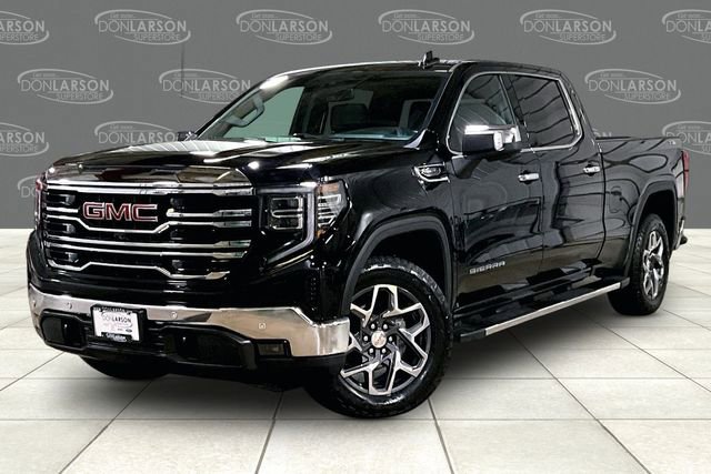 Used 2022 GMC Sierra 1500 SLT w/ SLT Premium Plus Package AWD/4WD image 3