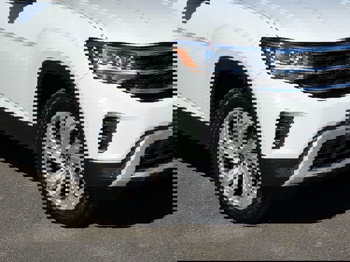 Used 2021 Volkswagen Atlas SE image 13