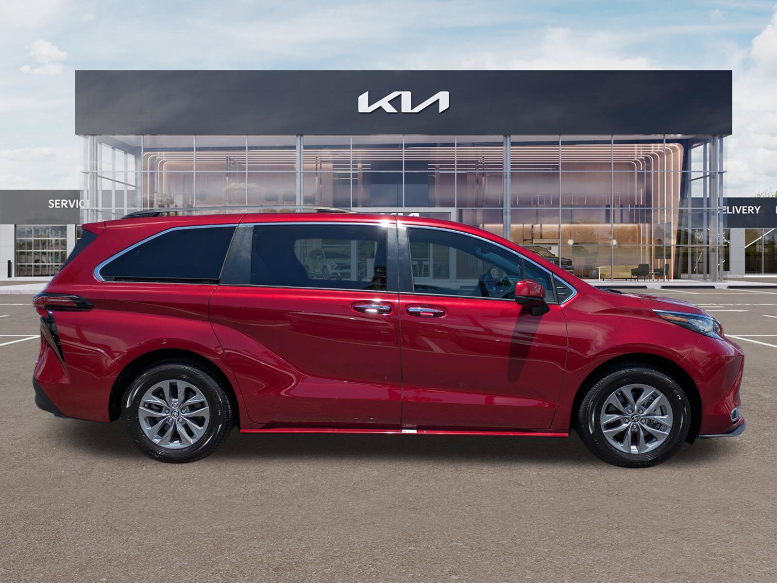 Used 2022 Toyota Sienna XLE FWD image 3