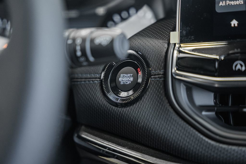 New 2026 Jeep Compass Latitude image 23