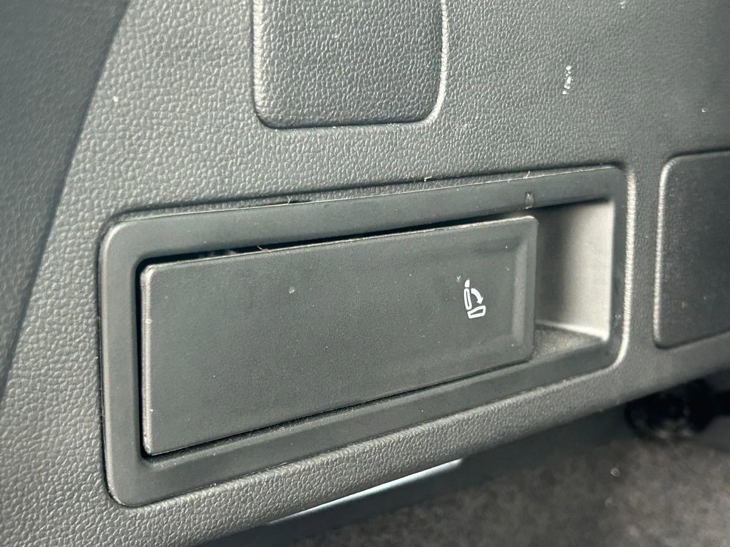 Used 2023 Volkswagen Tiguan S w/ Driver Assistance Package image 51