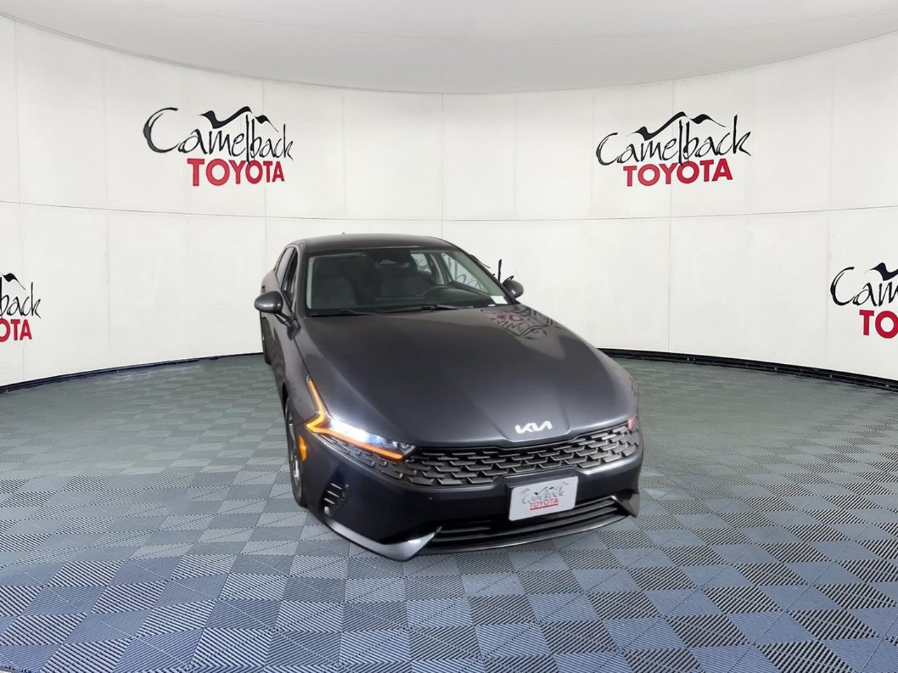Used 2022 Kia K5 LXS FWD image 4