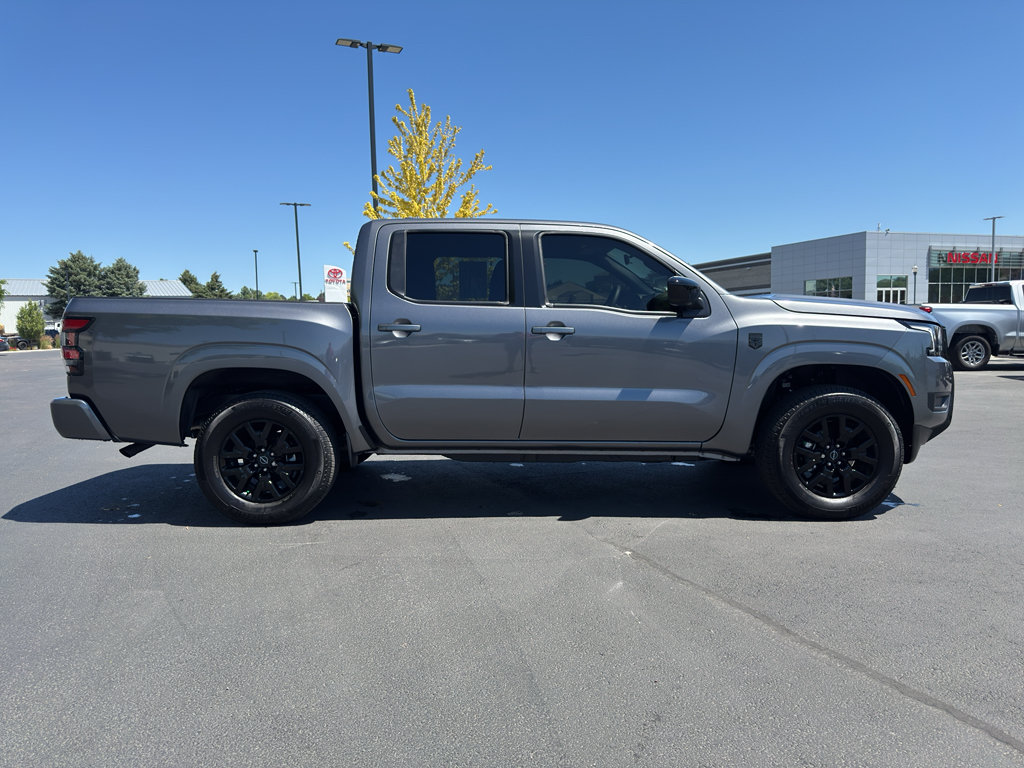 Used 2026 Nissan Frontier SV w/ All-Weather Content Package AWD/4WD image 2