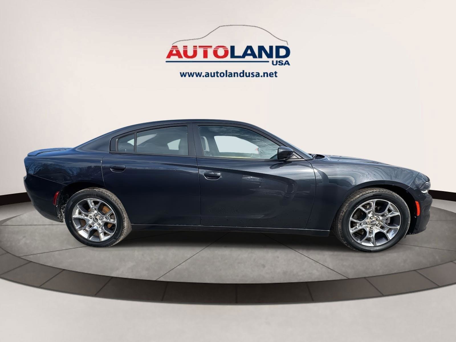 Used 2016 Dodge Charger SXT w/ Rallye Group image 3