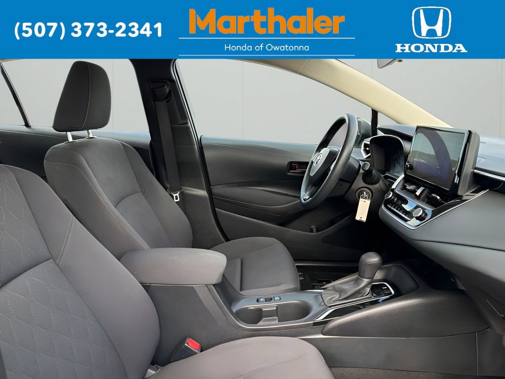 Used 2024 Toyota Corolla LE FWD image 18