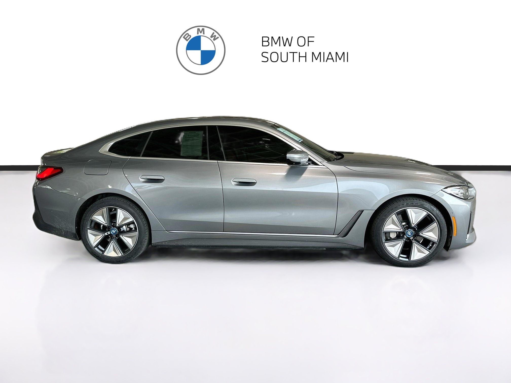 Certified 2023 BMW i4 eDrive40 RWD image 8