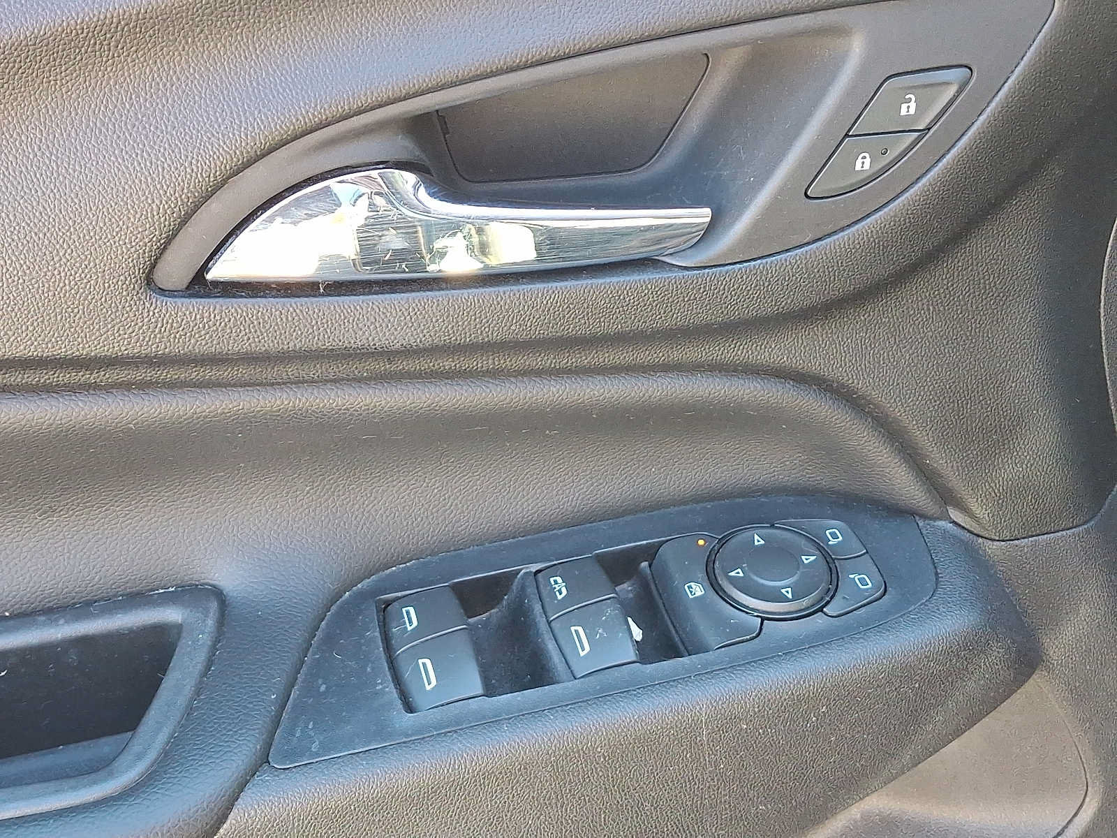 Used 2019 Chevrolet Equinox LT AWD/4WD image 12