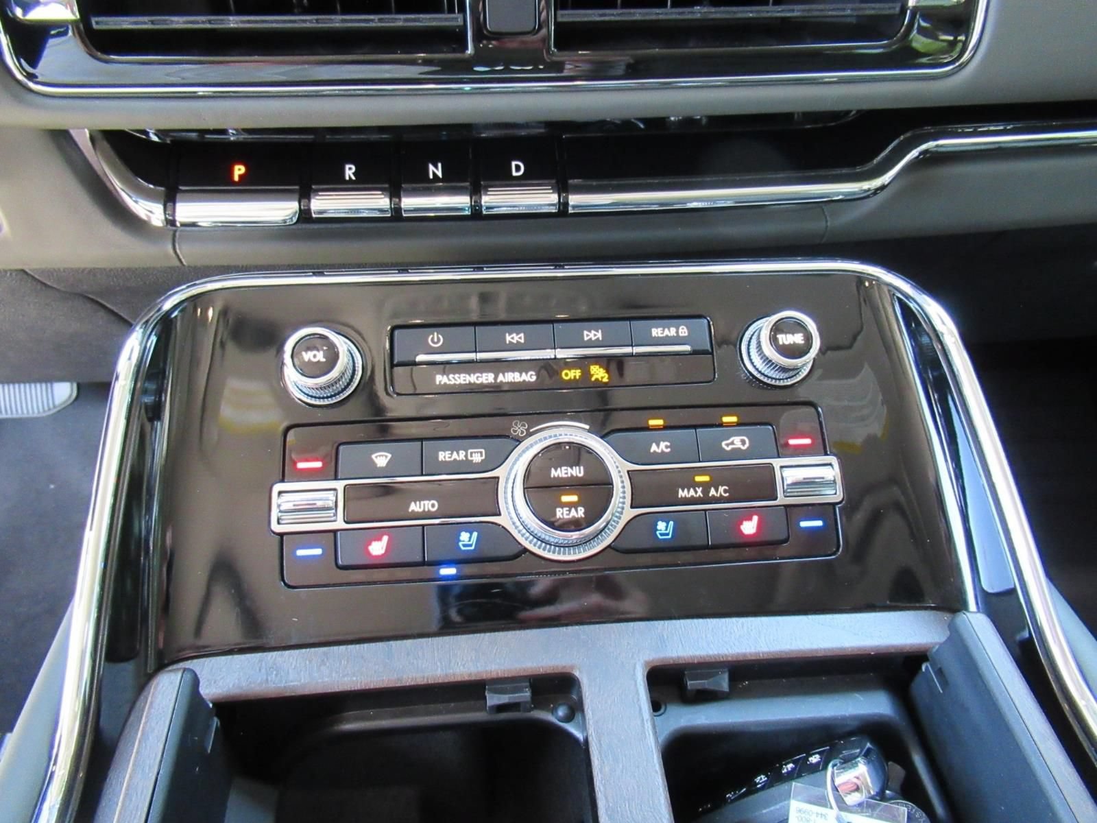 Used 2023 Lincoln Navigator L Black Label AWD/4WD image 25
