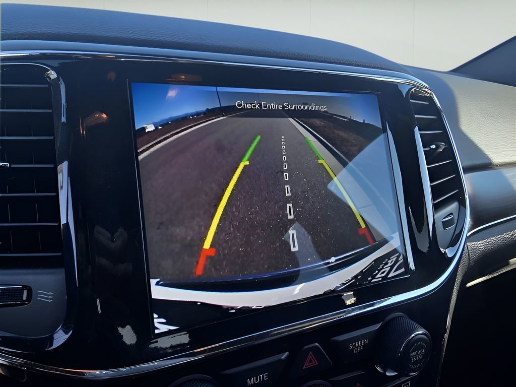 Used 2022 Jeep Grand Cherokee Limited image 22