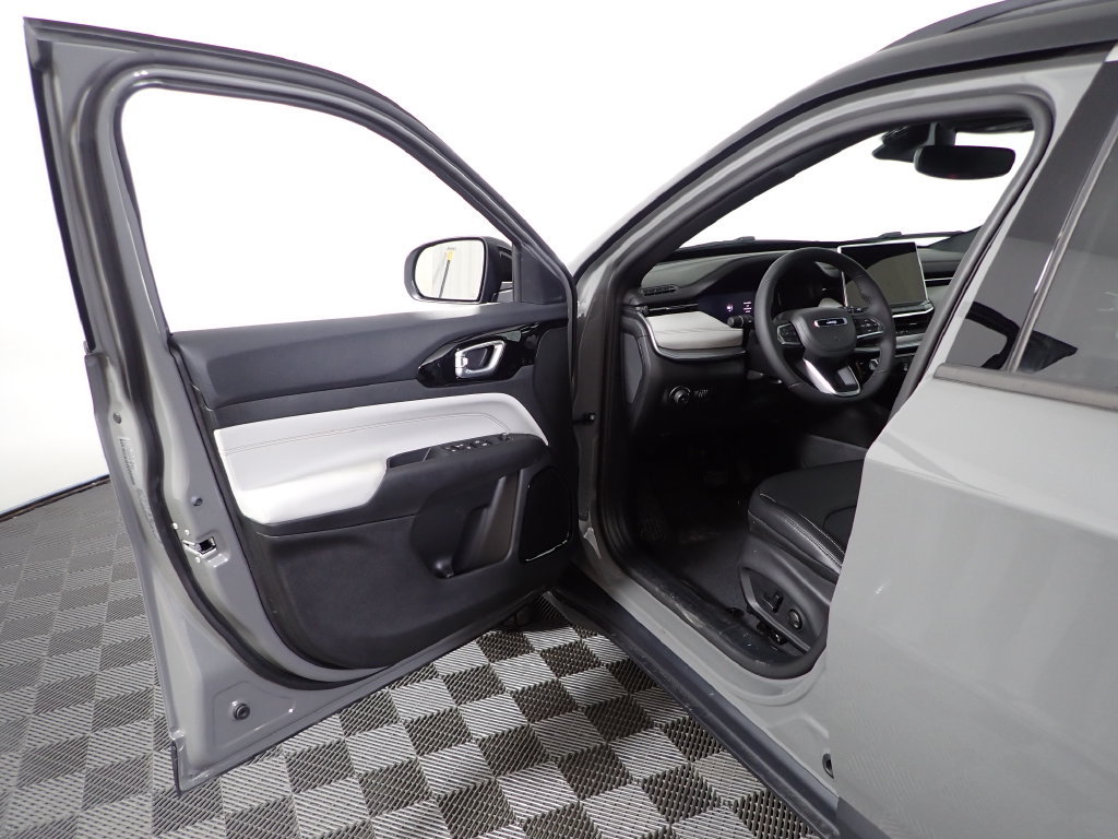New 2026 Jeep Compass Limited AWD/4WD image 19