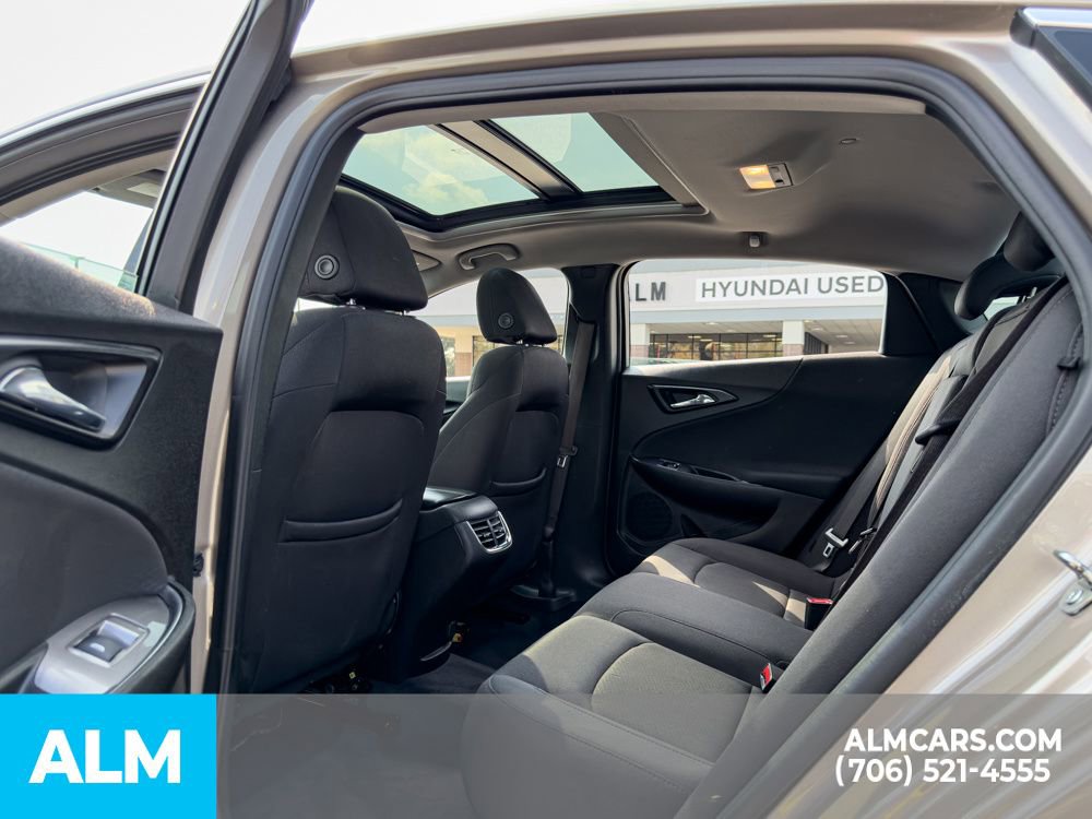 Used 2022 Chevrolet Malibu LT image 16