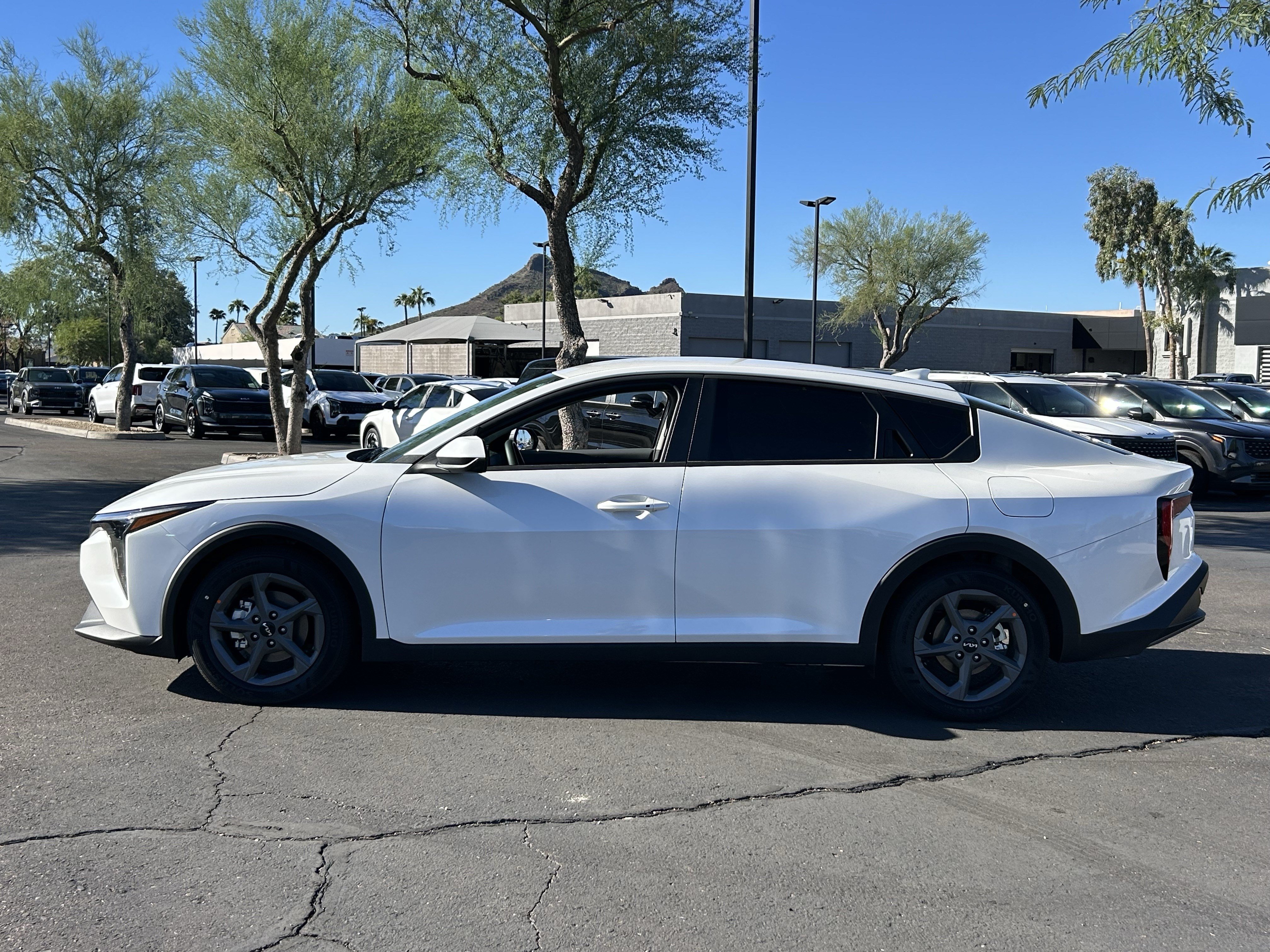 New 2026 Kia K4 FWD image 6