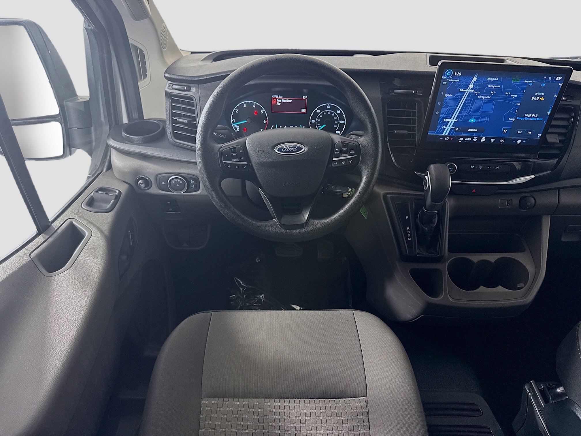 Used 2023 Ford Transit 350 XLT image 18