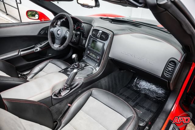 Used 2013 Chevrolet Corvette 427 w/ 1SC Preferred Equipment Group RWD image 21
