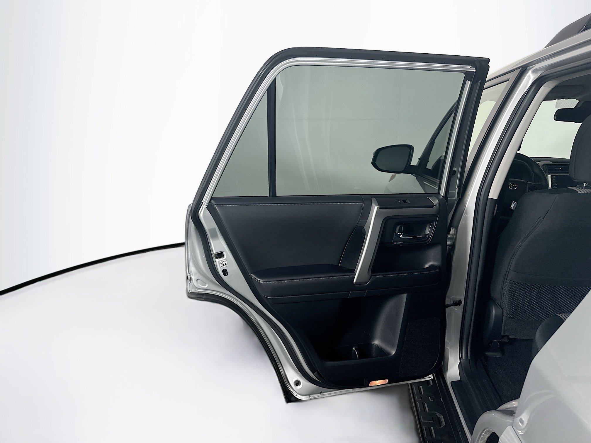 Used 2024 Toyota 4Runner SR5 image 27