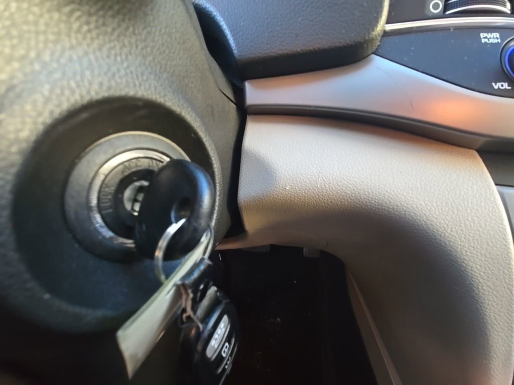 Used 2018 Hyundai Elantra SE w/ Cargo Package image 16