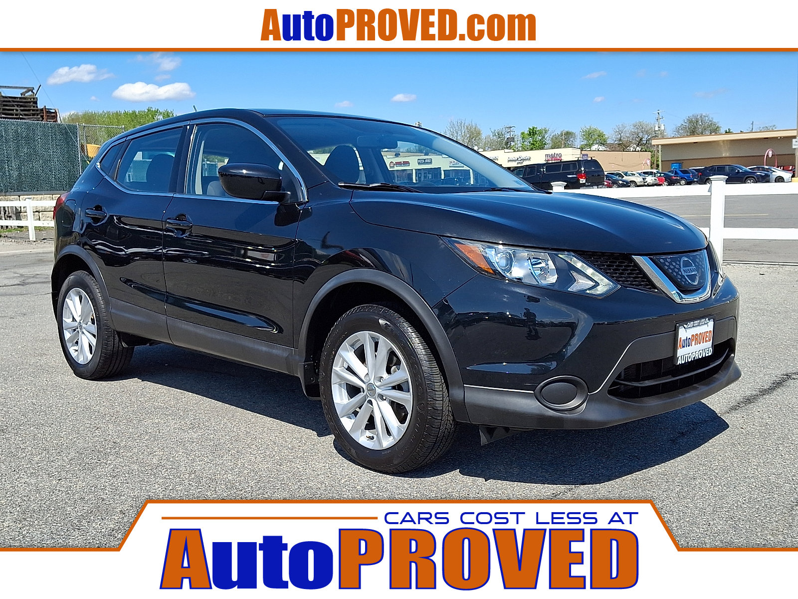 Used 2018 Nissan Rogue Sport S w/ S Appearance Package FWD image 1