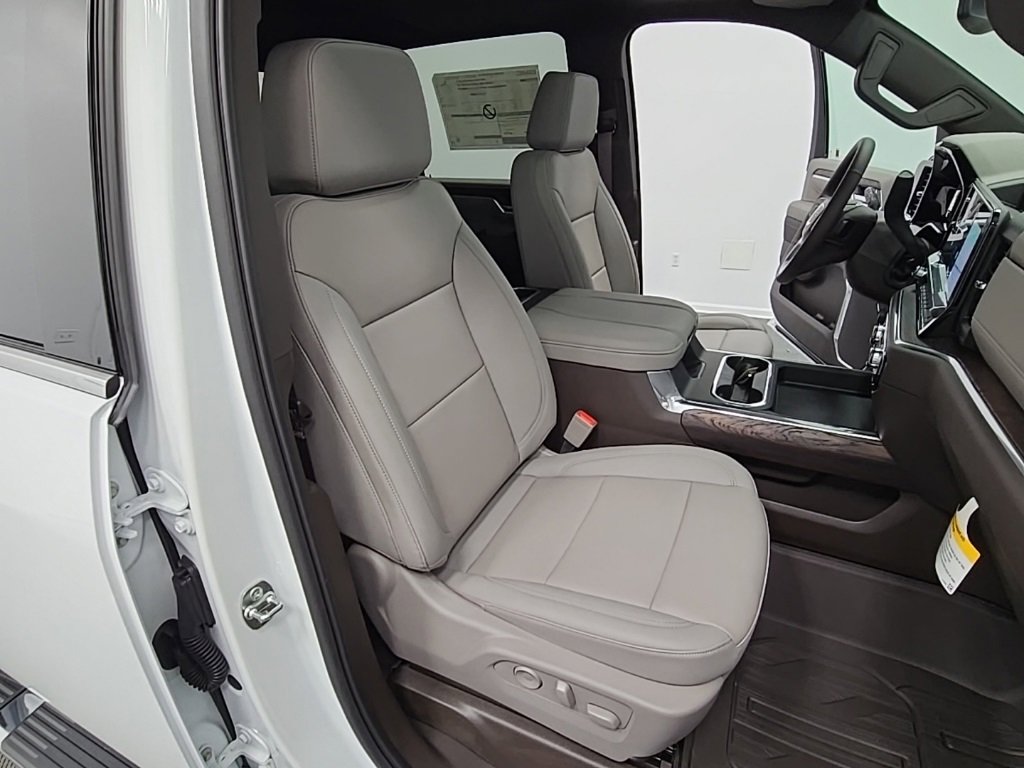 New 2025 GMC Sierra 2500 SLT image 42