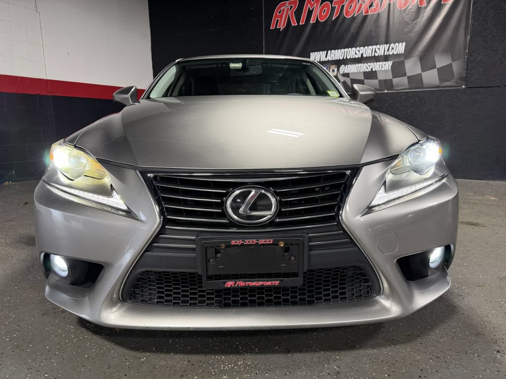 Used 2016 Lexus IS 300 AWD w/ Premium Package image 8