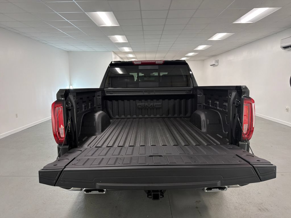 New 2026 GMC Sierra 1500 SLT w/ SLT Premium Plus Package AWD/4WD image 8