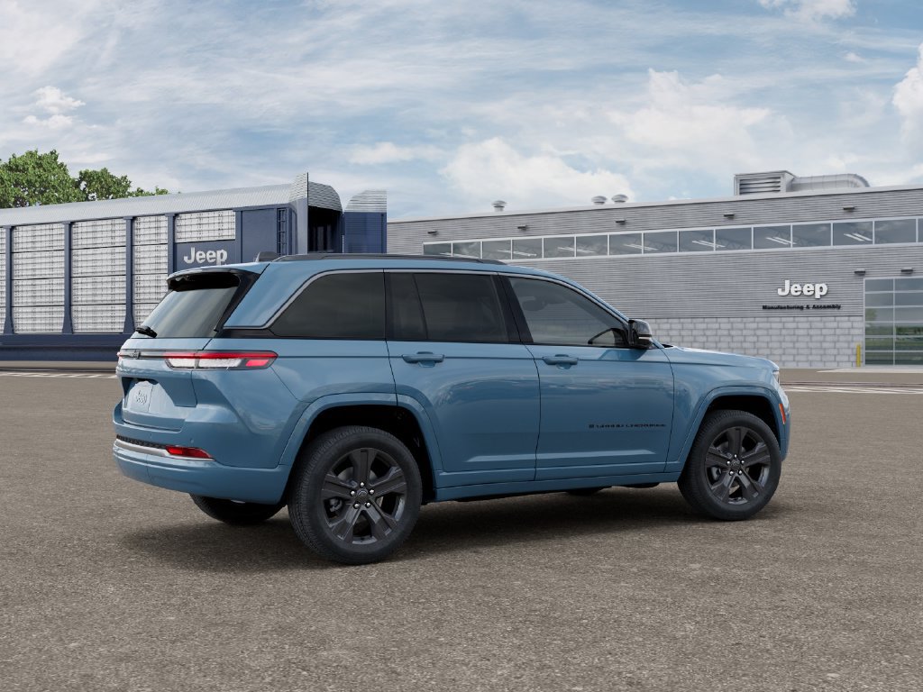 New 2027 Jeep Grand Cherokee Limited AWD/4WD image 4
