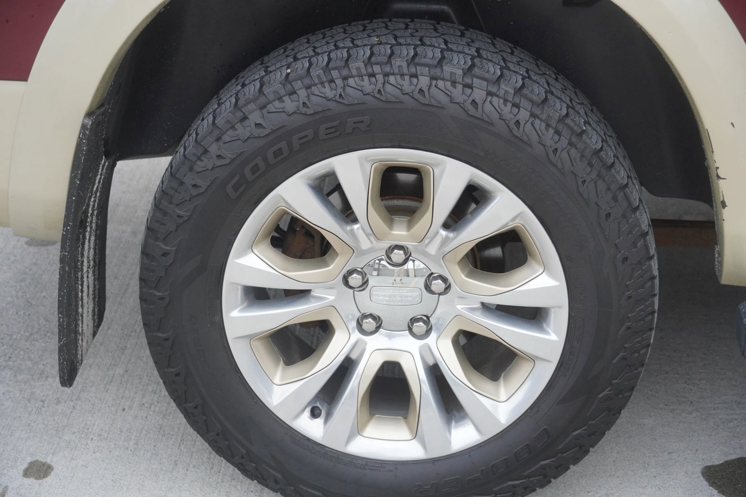 Used 2016 RAM 1500 Laramie Longhorn w/ Protection Group AWD/4WD image 37