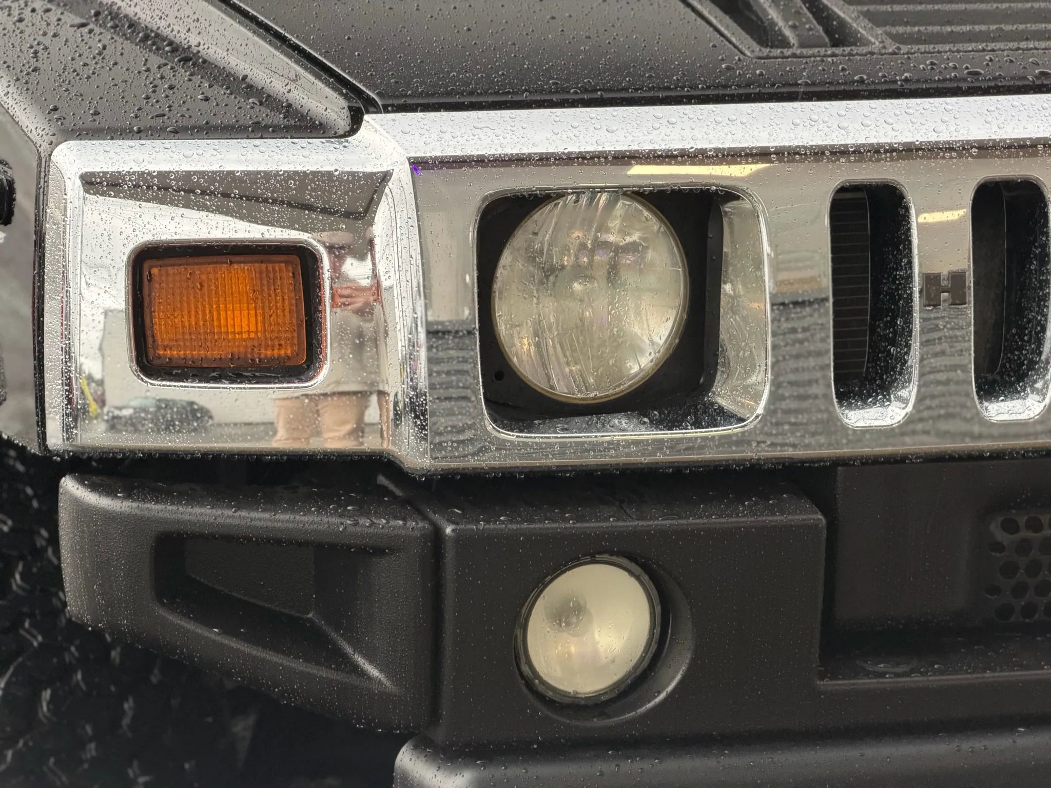 Used 2004 HUMMER H2 w/ Preferred Equipment Group image 10