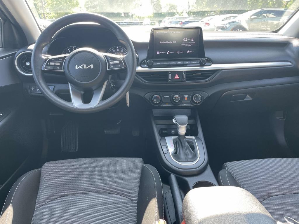 Used 2024 Kia Forte LXS FWD image 12