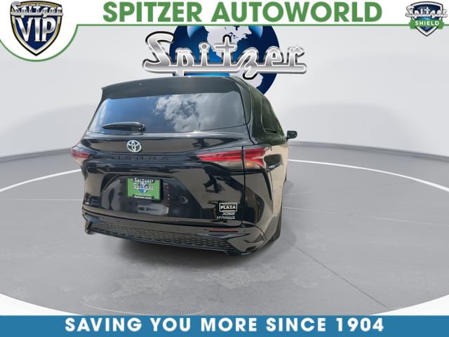 Used 2024 Toyota Sienna XSE AWD/4WD image 8