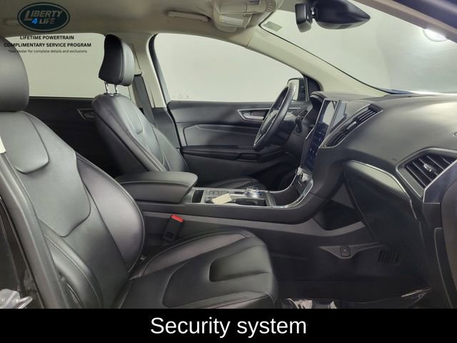 Used 2022 Ford Edge Titanium AWD/4WD image 18