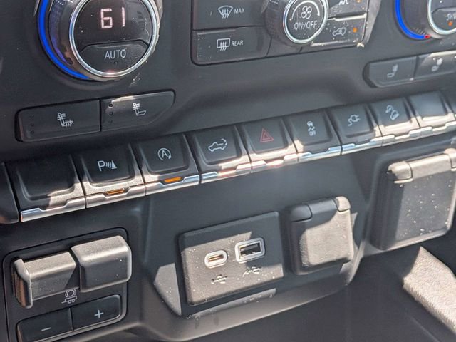 Used 2020 Chevrolet Silverado 1500 RST AWD/4WD image 25
