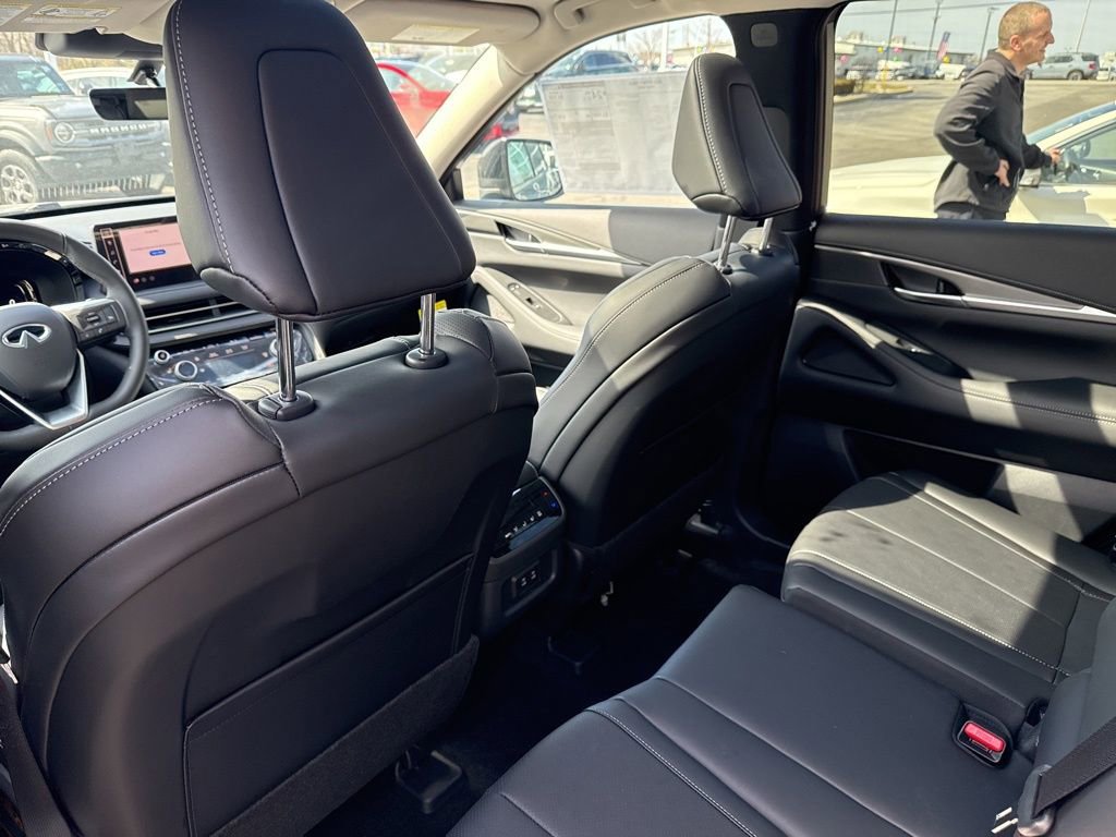 New 2026 INFINITI QX60 Pure w/ Cargo Package image 23