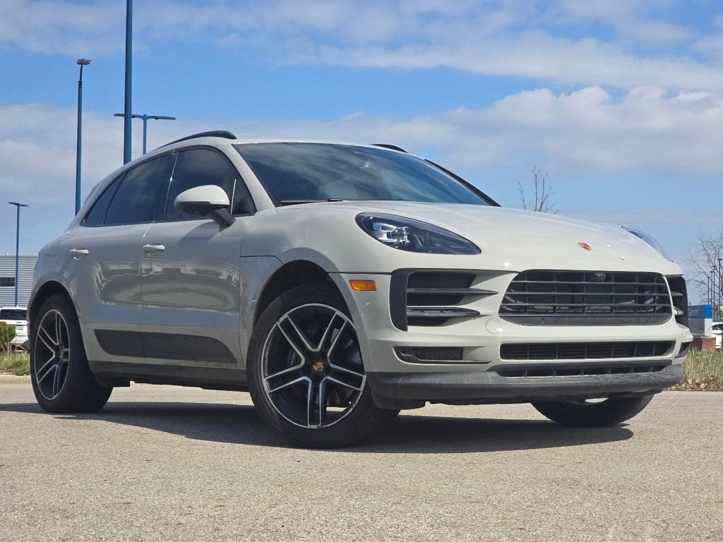 Used 2021 Porsche Macan AWD/4WD image 2