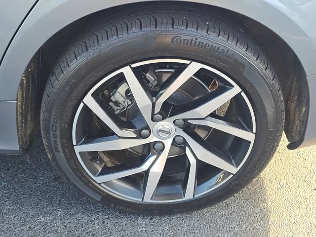 Used 2020 Volvo S60 T5 Momentum w/ Protection Package Premier FWD image 10