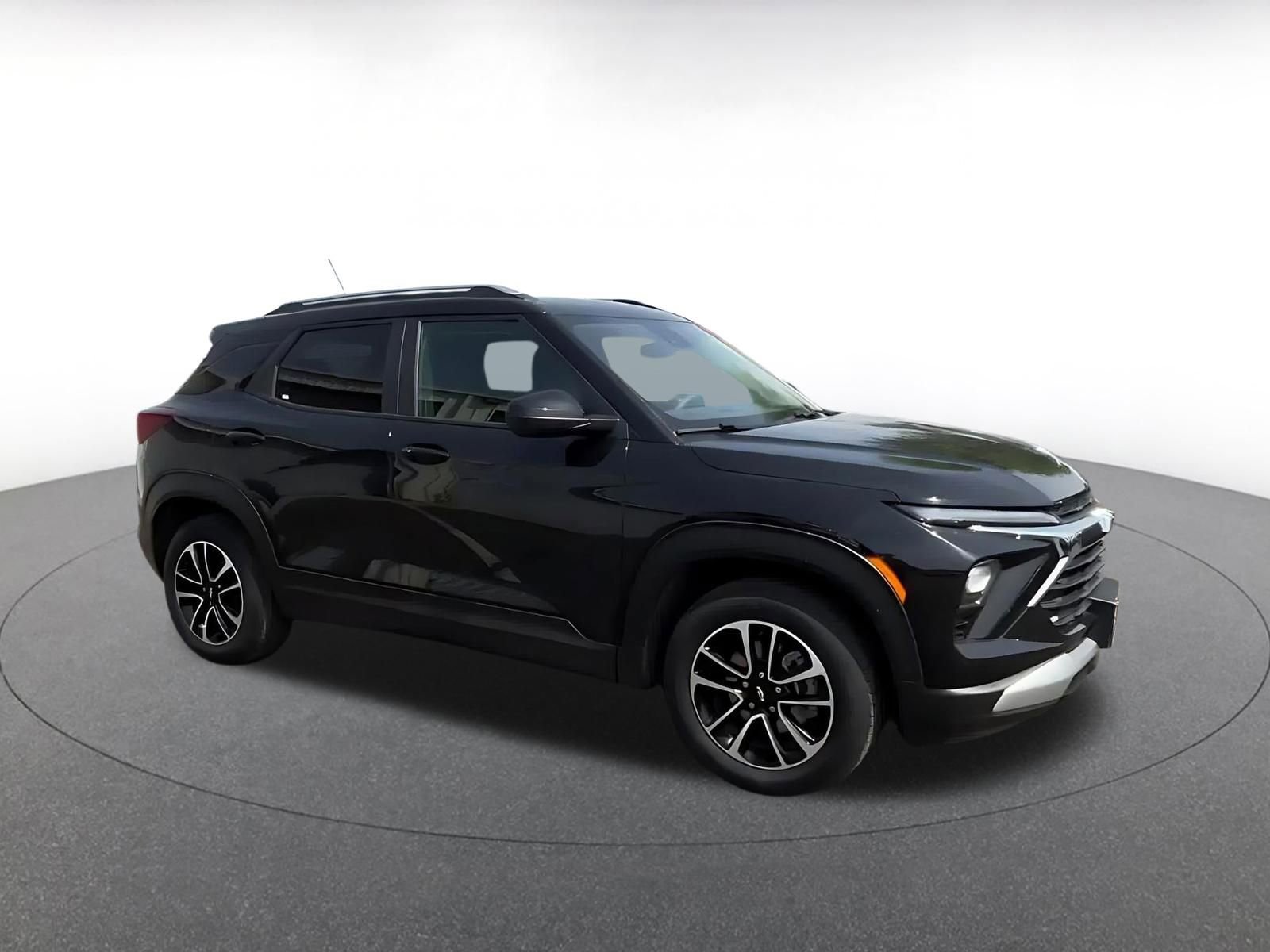 Used 2025 Chevrolet TrailBlazer LT FWD video 2