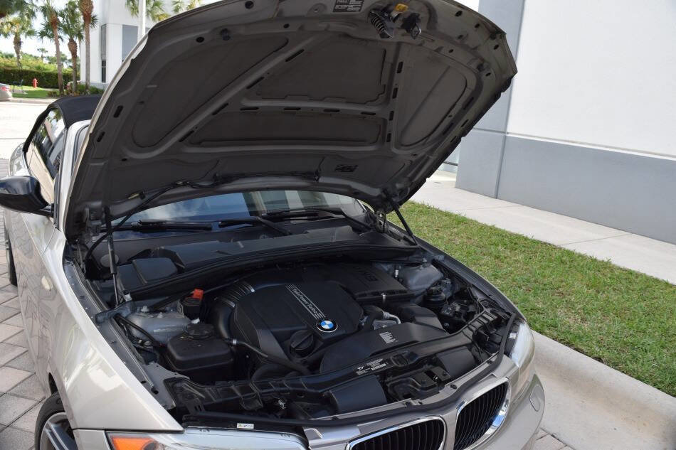 Used 2013 BMW 135is Convertible image 91