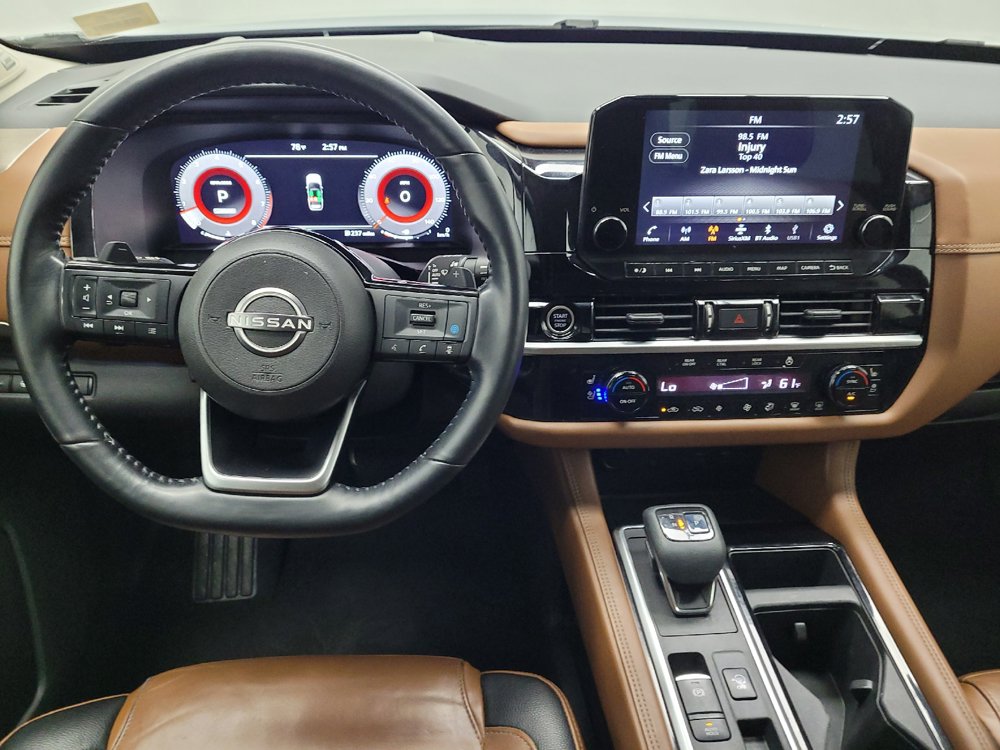Used 2022 Nissan Pathfinder Platinum w/ Lighting Package (N93) FWD image 22