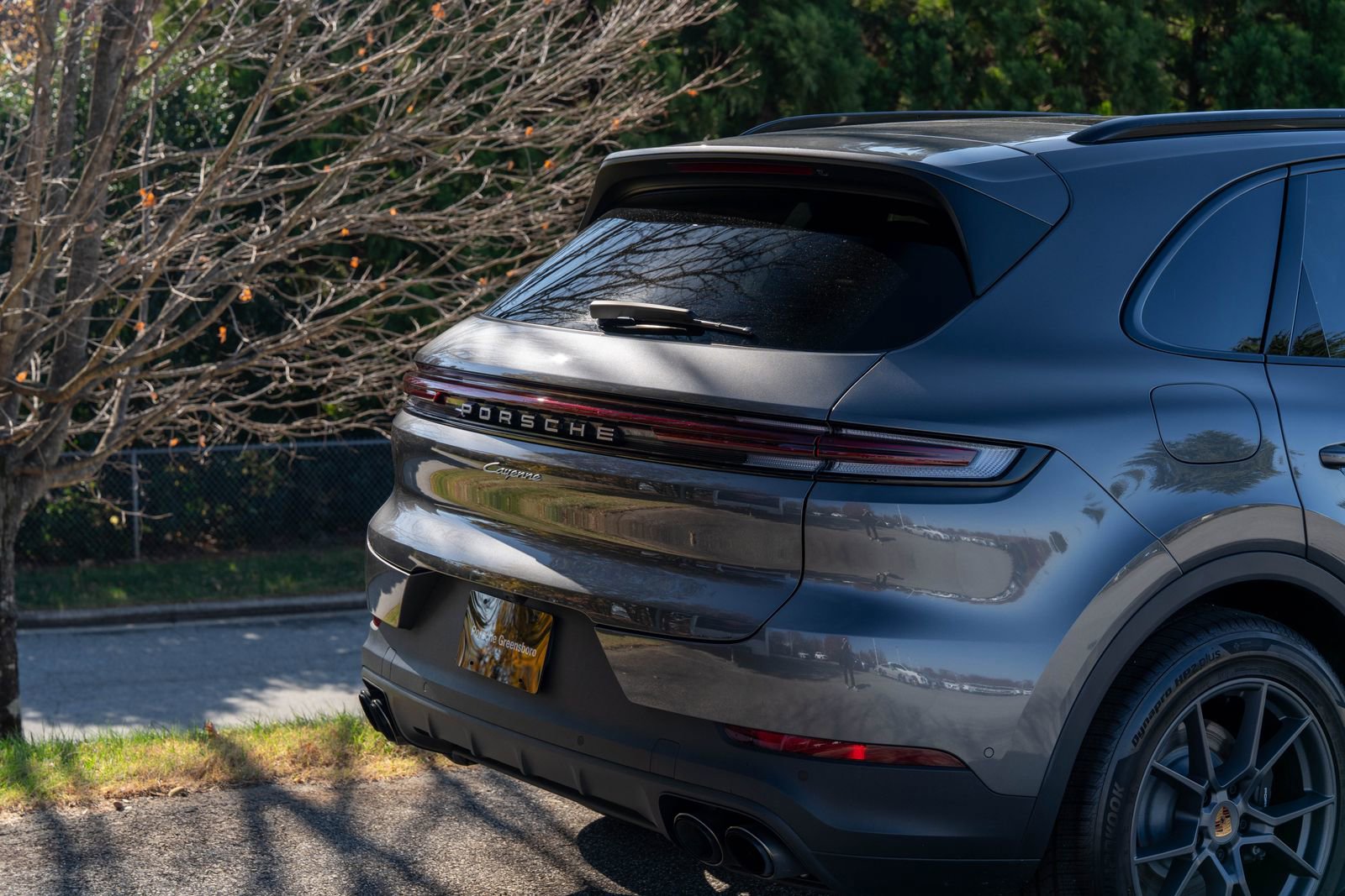 Certified 2025 Porsche Cayenne image 13