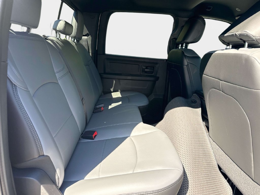 New 2026 RAM 3500 Tradesman AWD/4WD image 10
