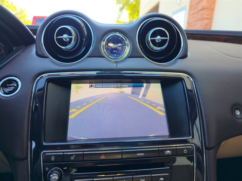 Used 2012 Jaguar XJ RWD image 21