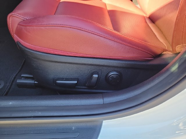 Used 2023 Kia Stinger GT-Line w/ Sun & Sound Package AWD/4WD image 14