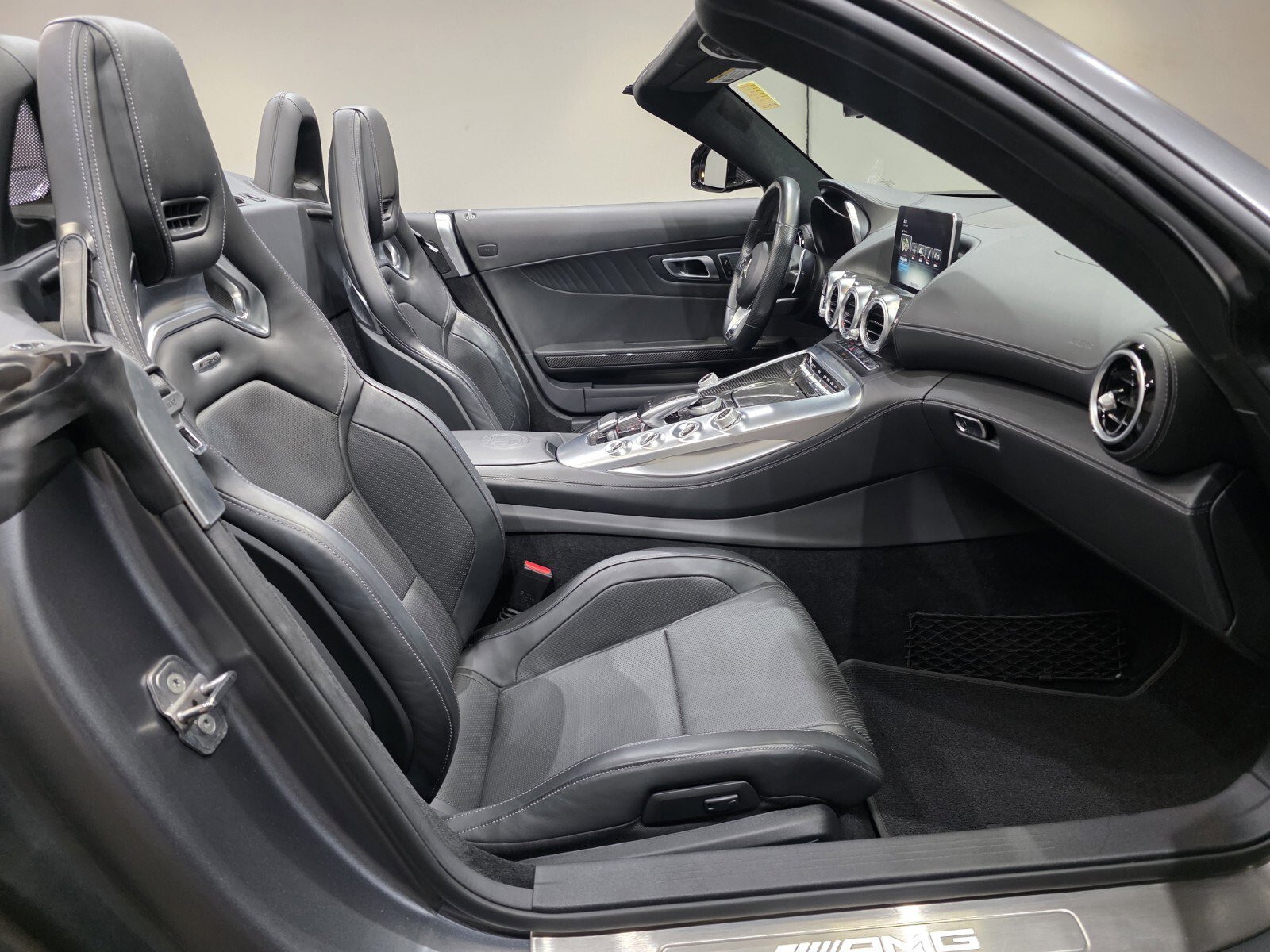 Used 2018 Mercedes-Benz AMG GT C image 22
