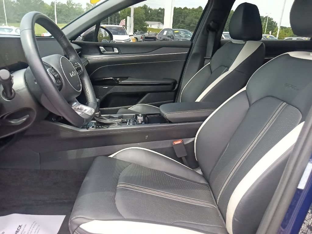 Used 2025 Kia K5 GT-Line w/ GT-Line Premium Package FWD image 15