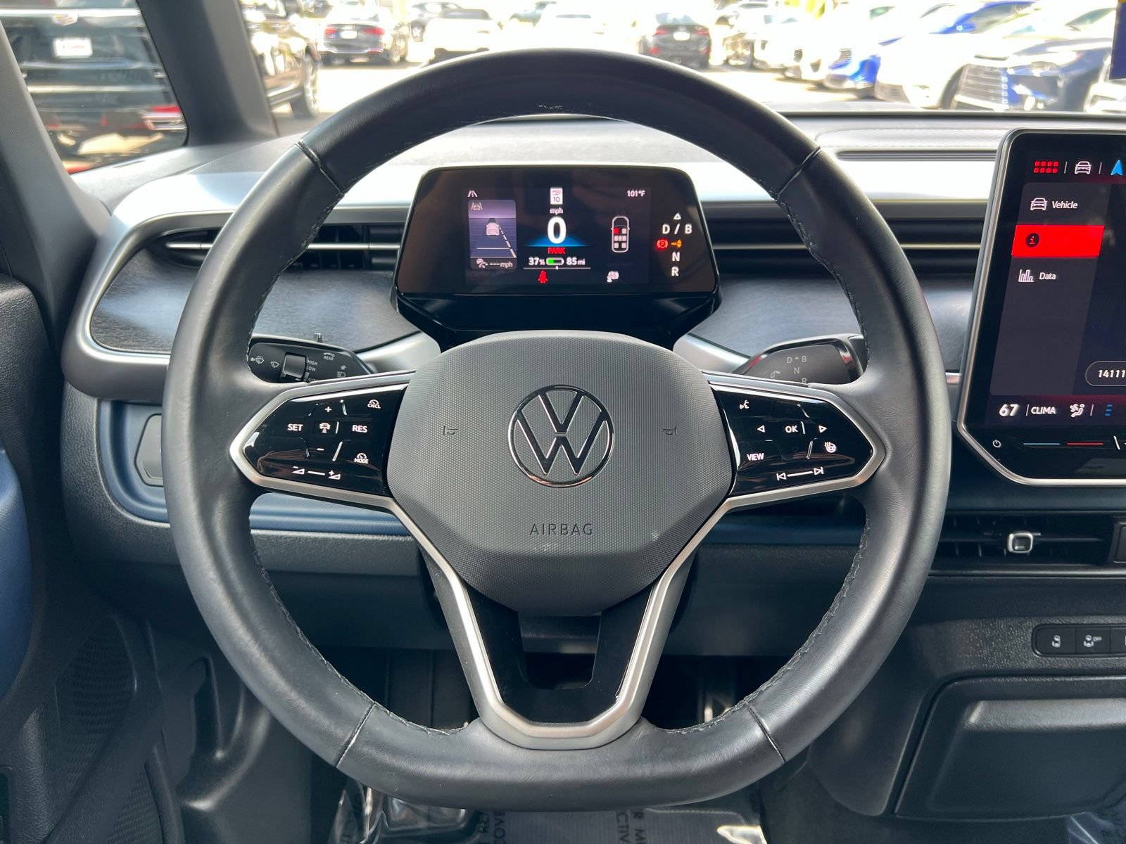 Used 2025 Volkswagen ID. Buzz Pro S RWD image 32
