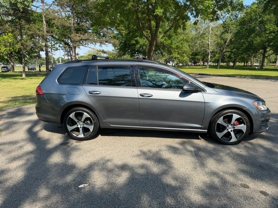Used 2017 Volkswagen Golf S FWD image 6