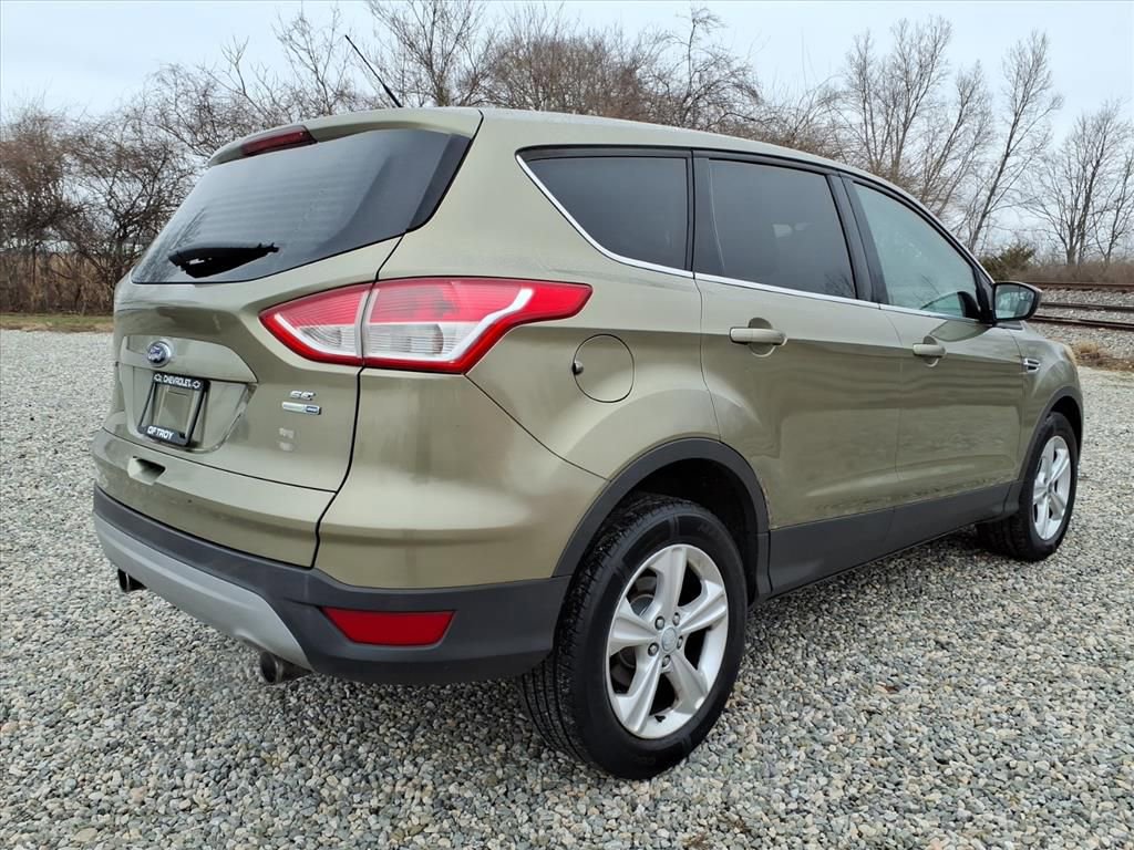 Used 2013 Ford Escape SE image 9