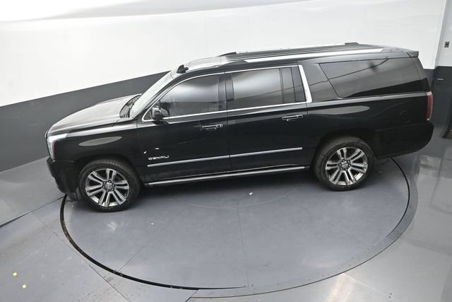 Used 2019 GMC Yukon XL Denali w/ Denali Ultimate Package AWD/4WD image 27