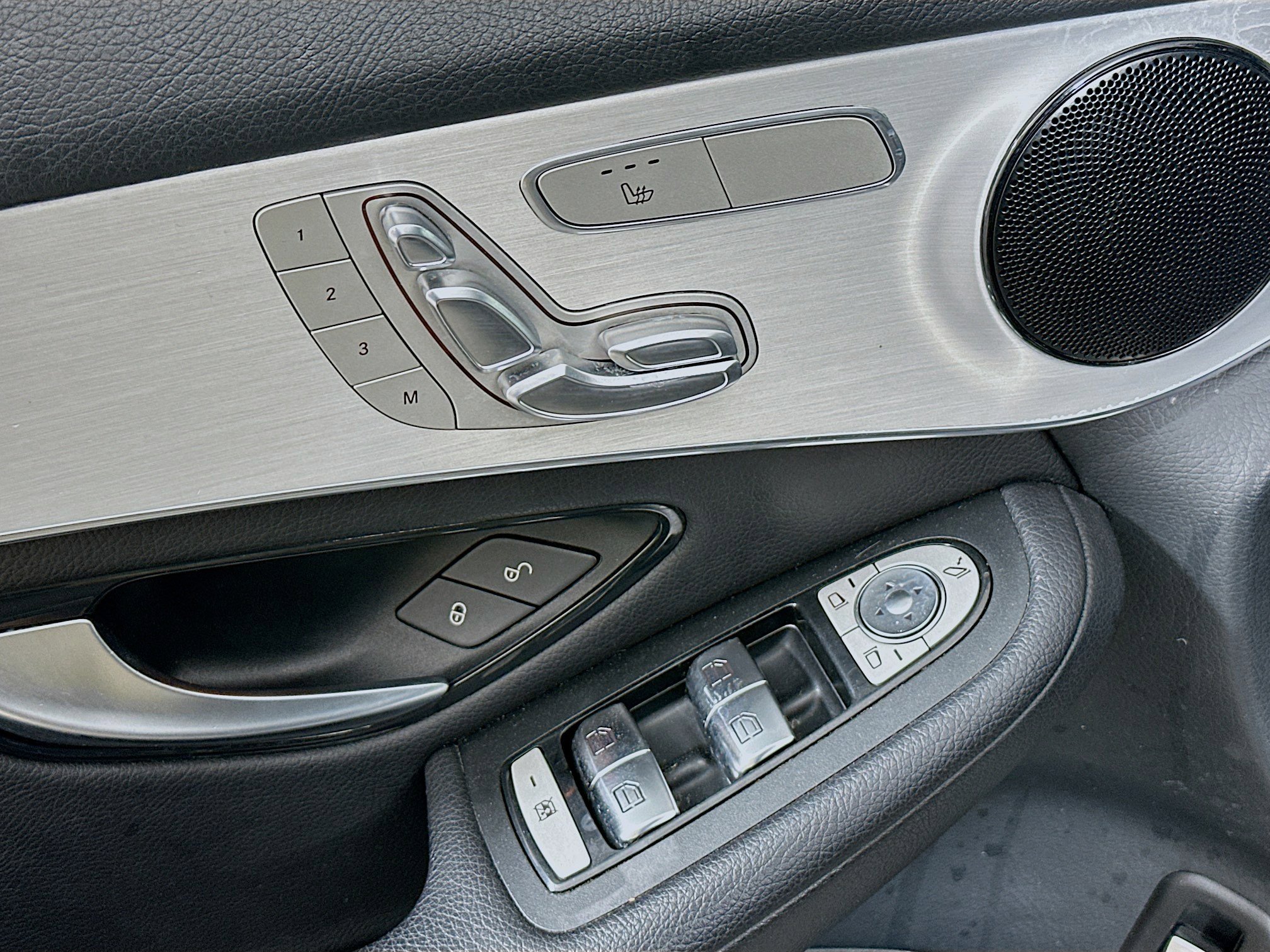 Used 2019 Mercedes-Benz GLC 300 GLC 300 image 15